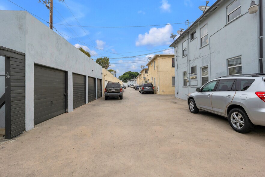 More Photos Of 5427-5433 Kinston Ave, Culver City Apartments For Sale