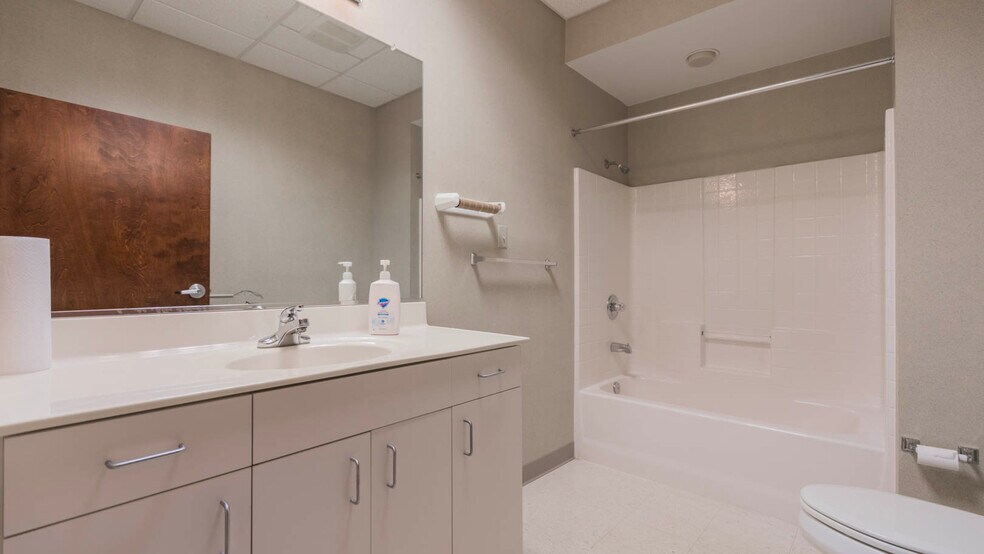 More Photos Of 12927 Plaza Dr, Richmond Light Manufacturing For Lease