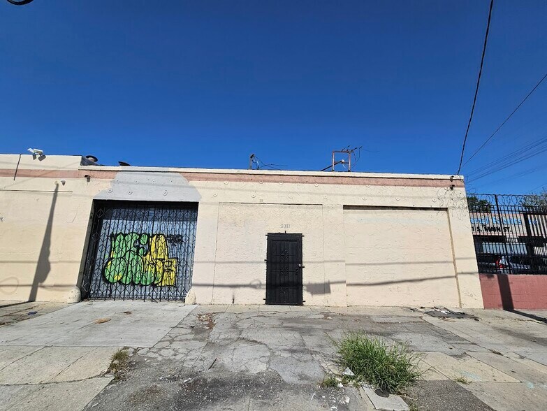 More Photos Of 3011 S Main St, Los Angeles Land For Sale