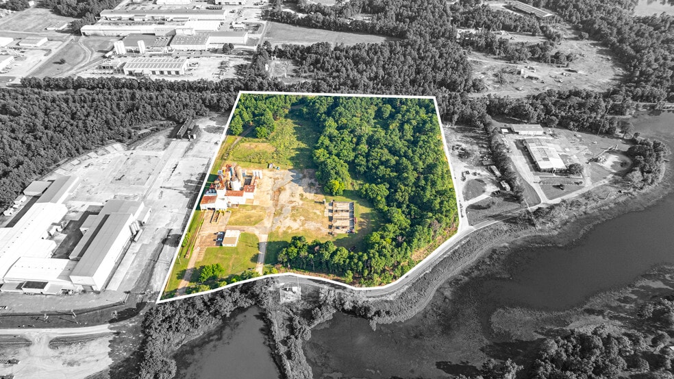 More Photos Of 220 Progress Blvd, Longview Warehouse For Sale