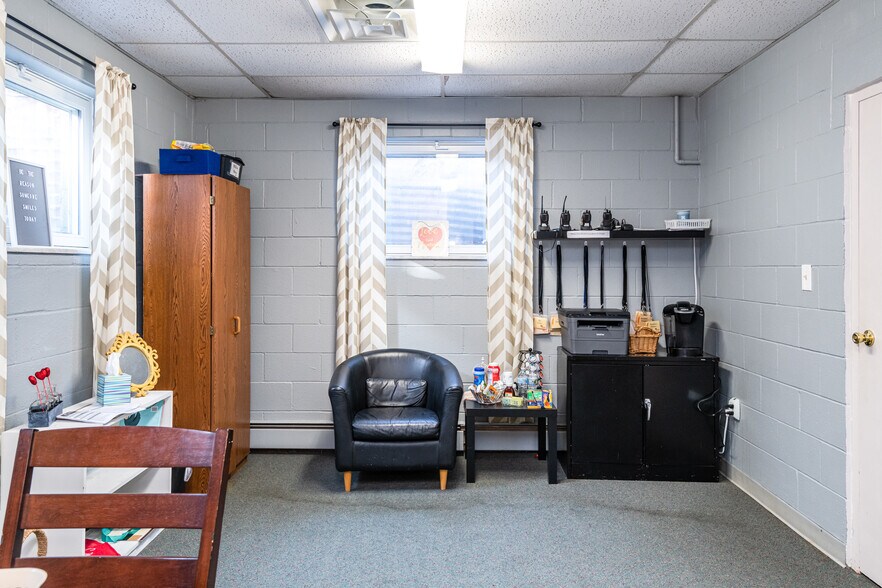 More Photos Of 4445 Wilmington Pike, Dayton Religious Facility For Sale