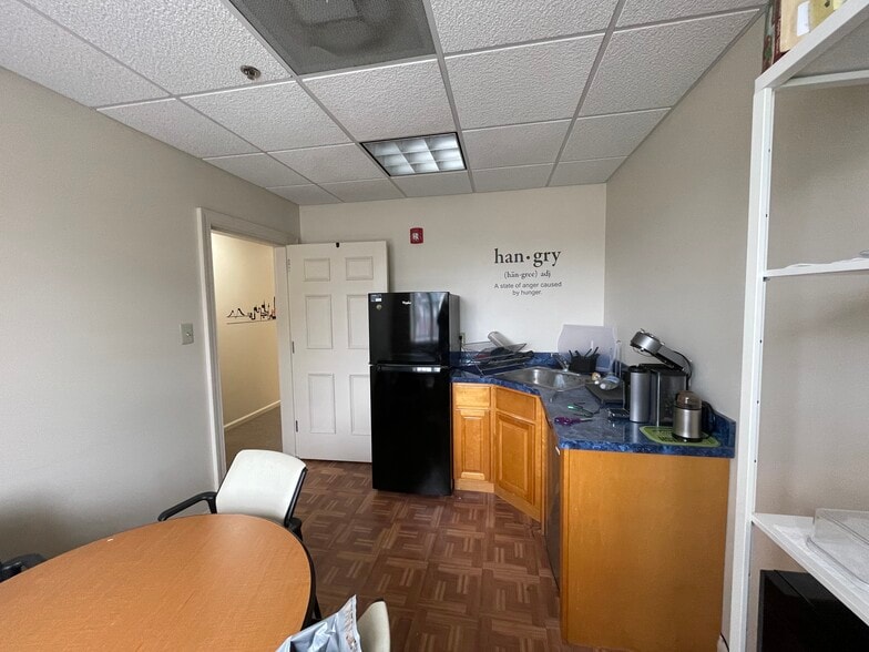 More Photos Of 500 Fayette St, Conshohocken Medical For Lease
