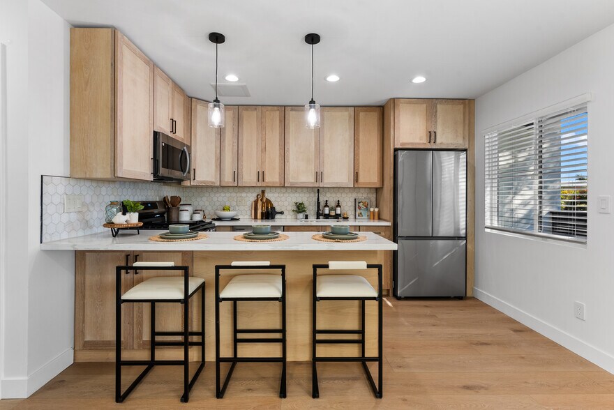 More Photos Of 4286 Samoset Ave, San Diego Multifamily For Sale