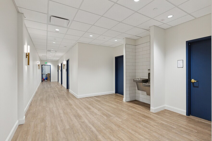 More Photos Of 3908 Veterans Memorial Blvd, Metairie General Retail For Sale