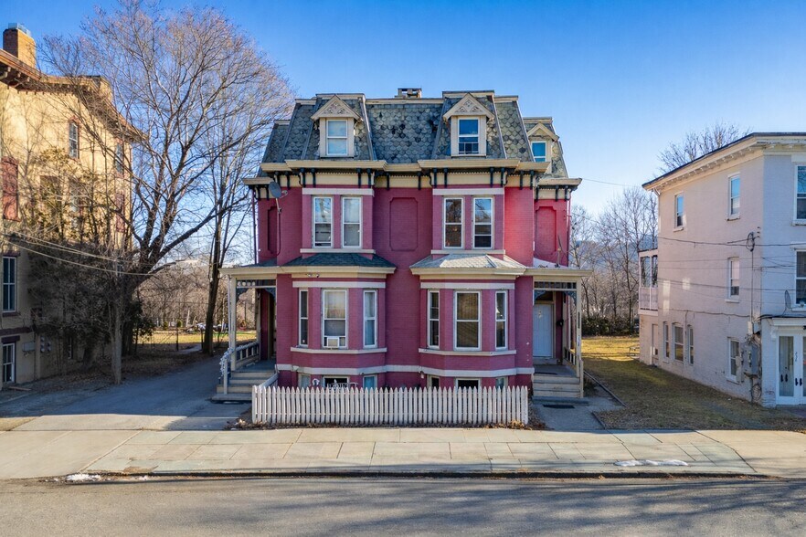 Primary Photo Of 238 Grand St, Newburgh Apartments For Sale