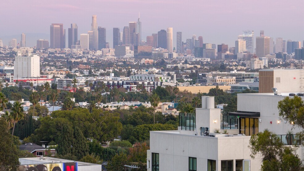 More Photos Of 1511 N Fairfax Ave, Los Angeles Apartments For Lease