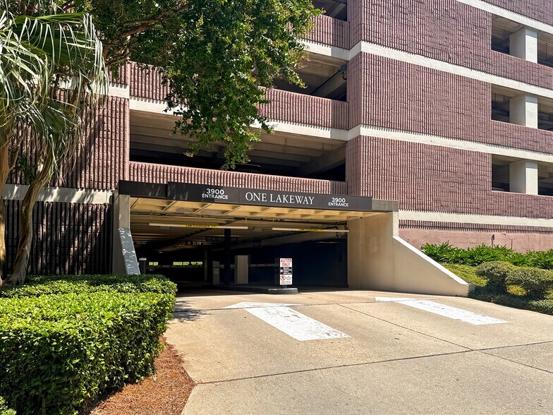 More Photos Of 3900 N Causeway Blvd, Metairie Coworking Space