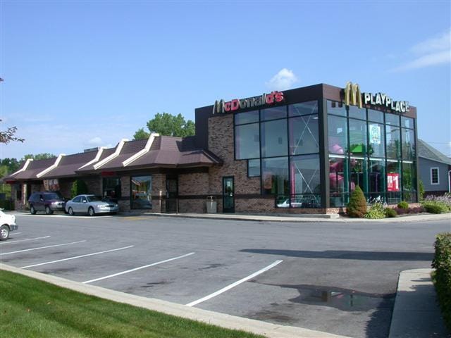 More Photos Of 6658 River Rd, Marine City Fast Food For Sale