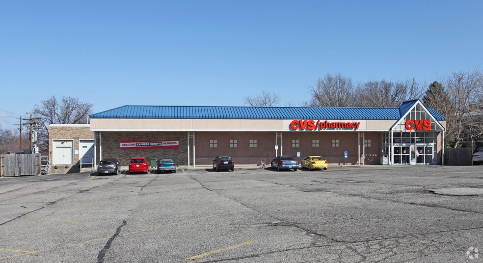 Primary Photo Of 5229 Montgomery Rd, Cincinnati General Retail For Lease