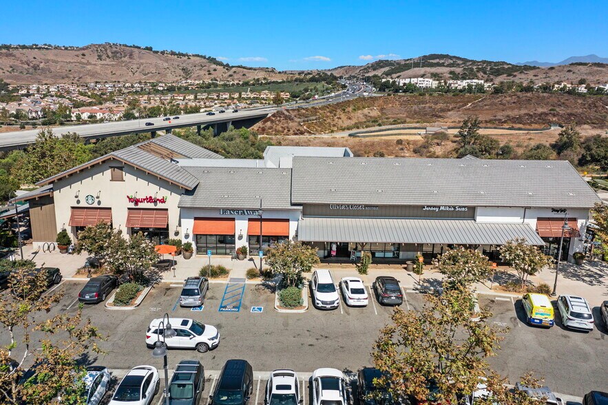 More Photos Of 29851 Ortega Hwy, Mission Viejo Unknown For Lease