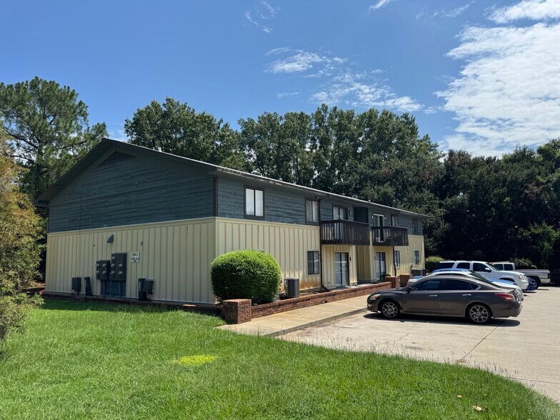 Primary Photo Of 350 Byron Rd, Columbia Apartments For Sale