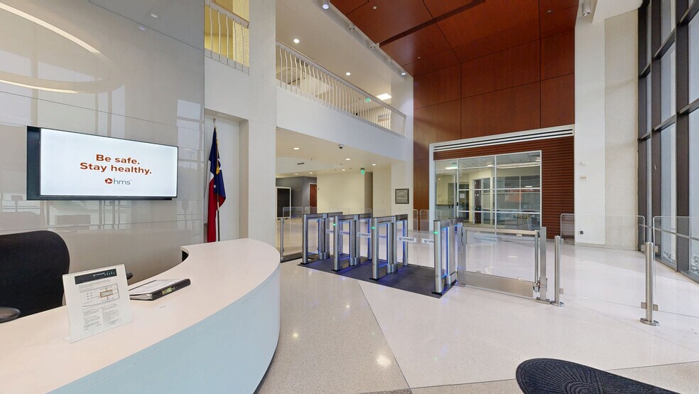 Primary Photo Of 5615 Highpoint Dr, Irving Office For Lease