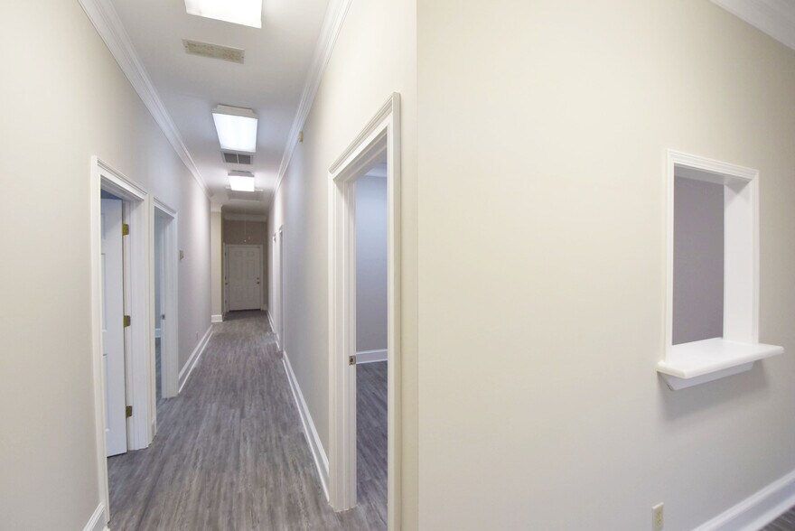 More Photos Of 109 N 85 Pky, Fayetteville Office For Lease