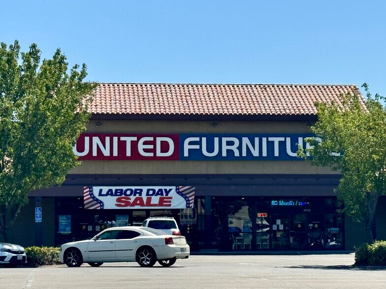 Primary Photo Of 904 E Hammer Ln, Stockton Freestanding For Sale