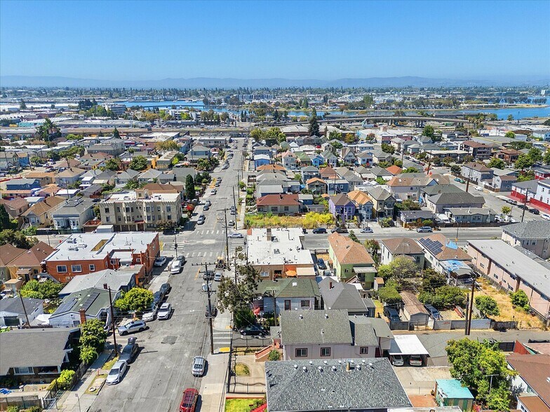 More Photos Of 1844-1846 Foothill Blvd, Oakland Storefront Retail Residential For Sale
