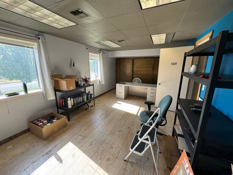 More Photos Of 2900 Sutherland Dr, Union Gap Manufacturing For Lease