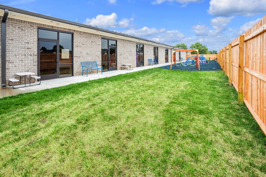 More Photos Of 101 Fairfield Dr, Nicholasville Daycare Center For Sale