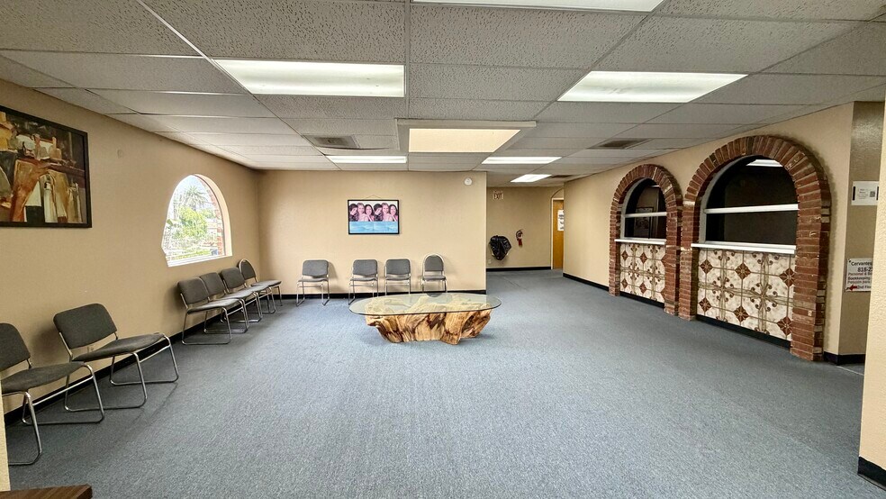 More Photos Of 12610 Glenoaks Blvd, Sylmar Medical For Sale