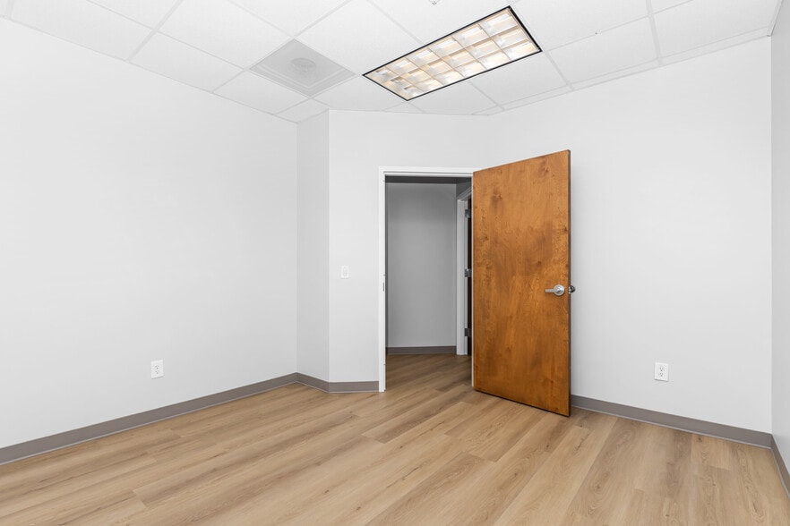 More Photos Of 8801 Fast Park Dr, Raleigh Office For Sale