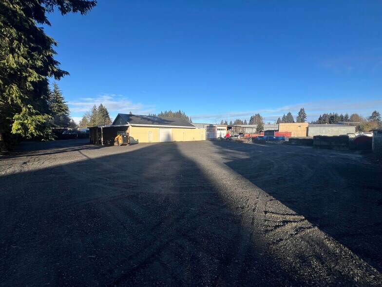 More Photos Of 12404 NE 153rd St, Brush Prairie Warehouse For Lease