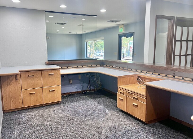 More Photos Of 3201 Lakeside Dr, Reno Medical For Sale