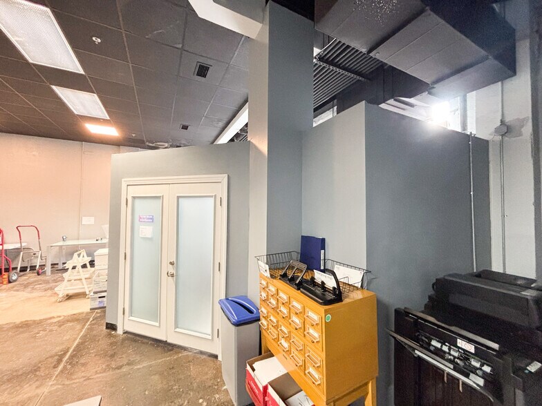 More Photos Of 431 S Jefferson Ave, Springfield Apartments For Lease