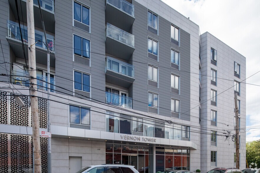 More Photos Of 31-57 Vernon Blvd, Long Island, Long Island City Apartments For Lease