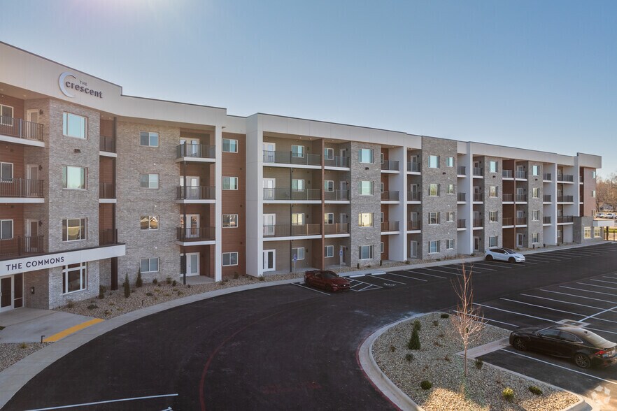 More Photos Of 2620 W Sunshine St, Springfield Apartments For Lease