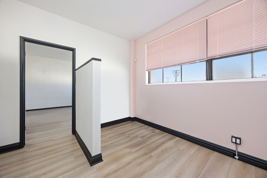 More Photos Of 3814 Willat Ave, Culver City Warehouse For Lease