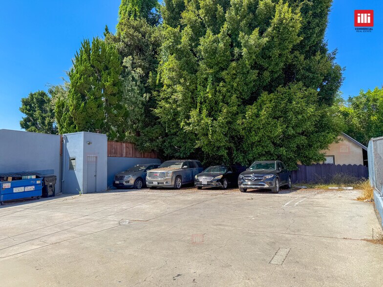 More Photos Of 1955 Westwood Blvd, Los Angeles Storefront Retail Residential For Lease