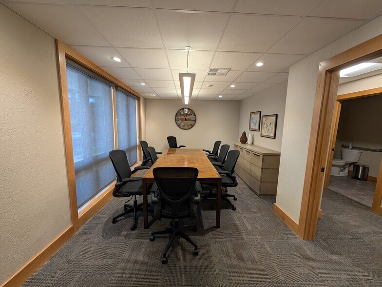 More Photos Of 5616 Third Ave, Ferndale Medical For Lease