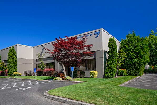 More Photos Of 4900-4916 NE 122nd Ave, Portland Unknown For Lease