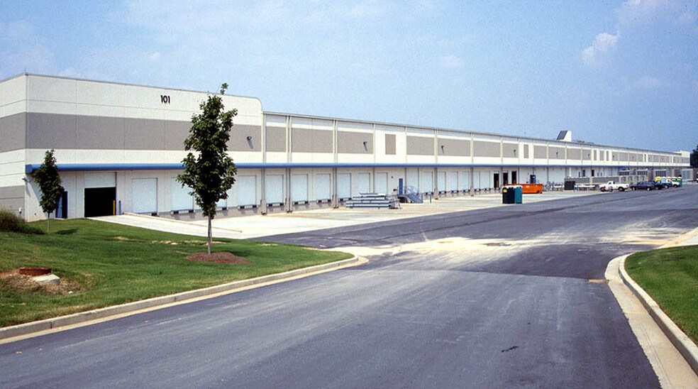 More Photos Of 101 Aquila Way, Austell Distribution For Lease