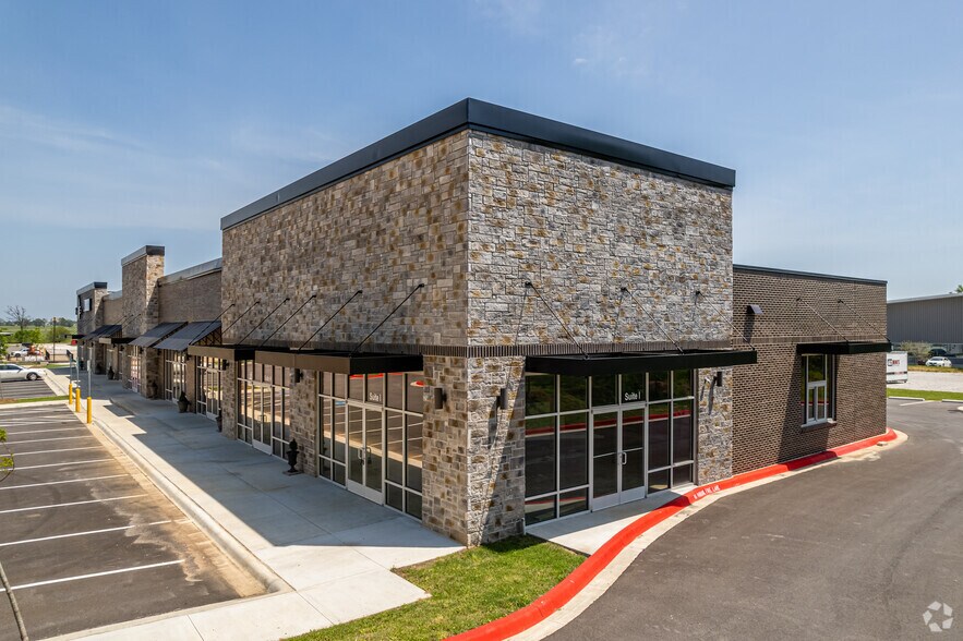 More Photos Of 1345 Henri De Tonti, Springdale Storefront For Lease