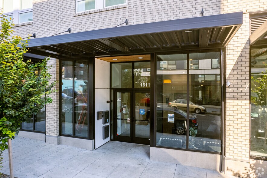 More Photos Of 1611 NW Marshall St, Portland Apartments For Lease