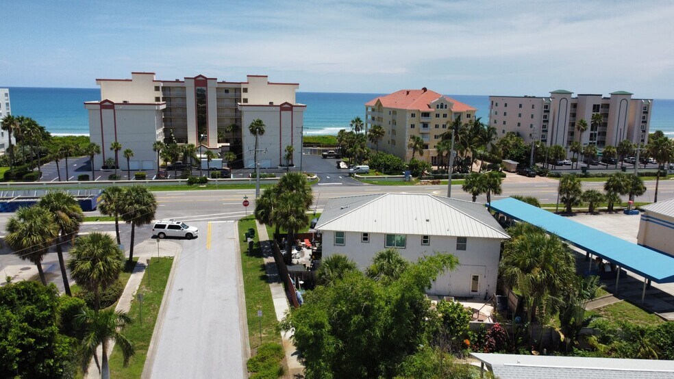 More Photos Of 1520 N Highway A1A, Indialantic General Retail For Lease