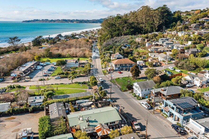 More Photos Of 3488 Shoreline hwy, Stinson Beach Storefront Retail Residential For Sale
