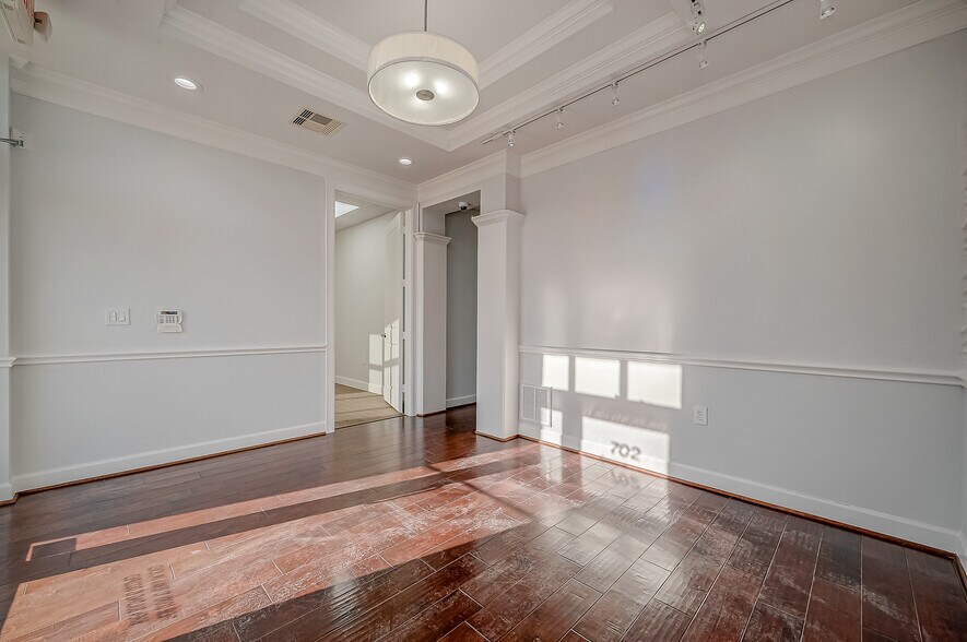 More Photos Of 16000 Park Ten Pl, Houston Medical For Lease