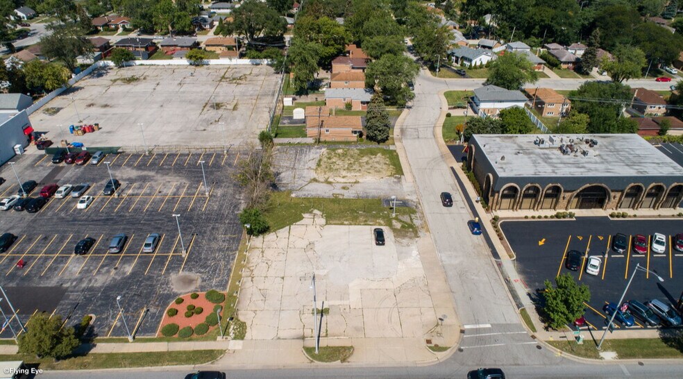 More Photos Of 862 E 162nd St, South Holland Land For Sale