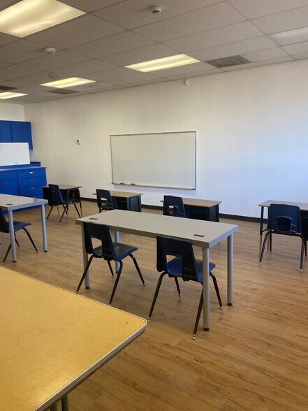 More Photos Of 630 W 17th Pl, Tempe Schools For Lease