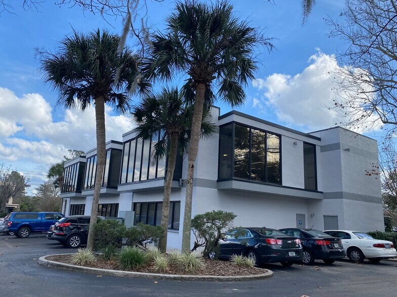 More Photos Of 2610 NW 43rd St, Gainesville Office For Lease