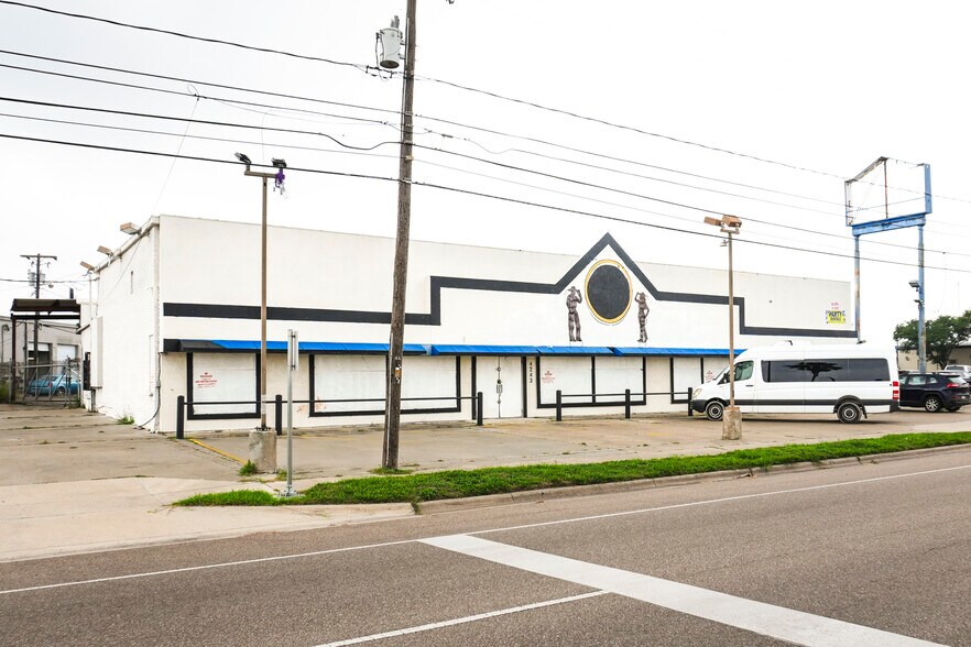 Primary Photo Of 4243 S Port Ave, Corpus Christi Freestanding For Lease