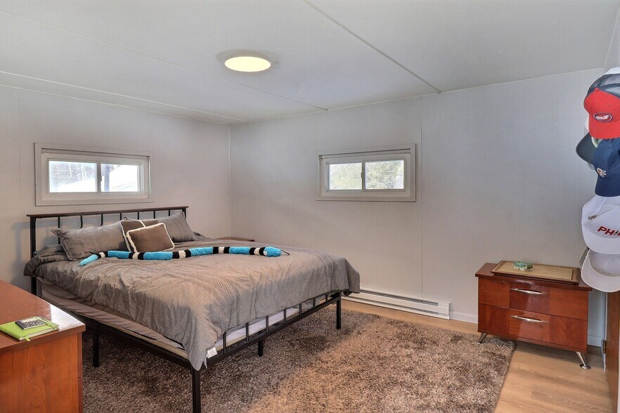More Photos Of 306 Merwinsburg Rd, Effort Apartments For Sale