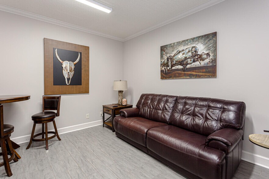 More Photos Of 3015-3025 Piedmont Rd NE, Atlanta Office For Sale