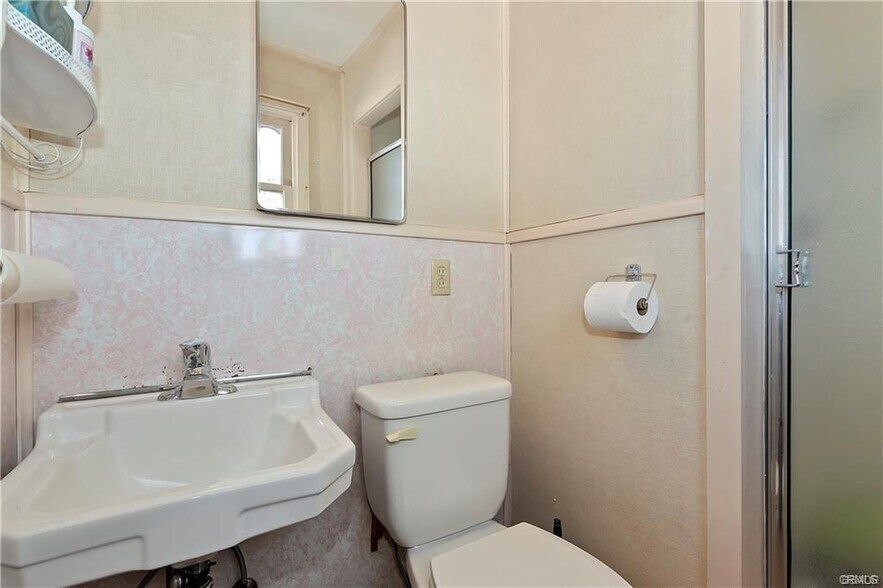 More Photos Of 547 Cottage Ln, Big Bear Lake Office For Sale