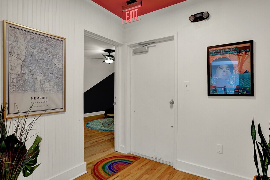 More Photos Of 2258 Young Ave, Memphis Loft Creative Space For Sale