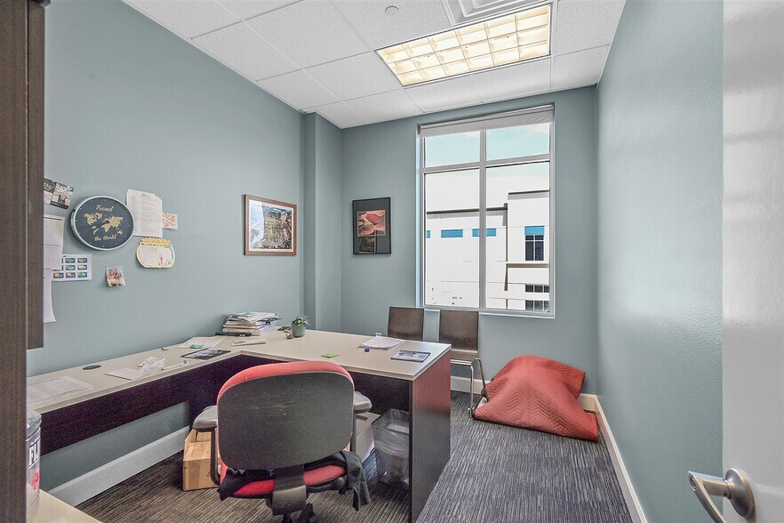 More Photos Of 6785 Eastern Ave, Las Vegas Office For Sale