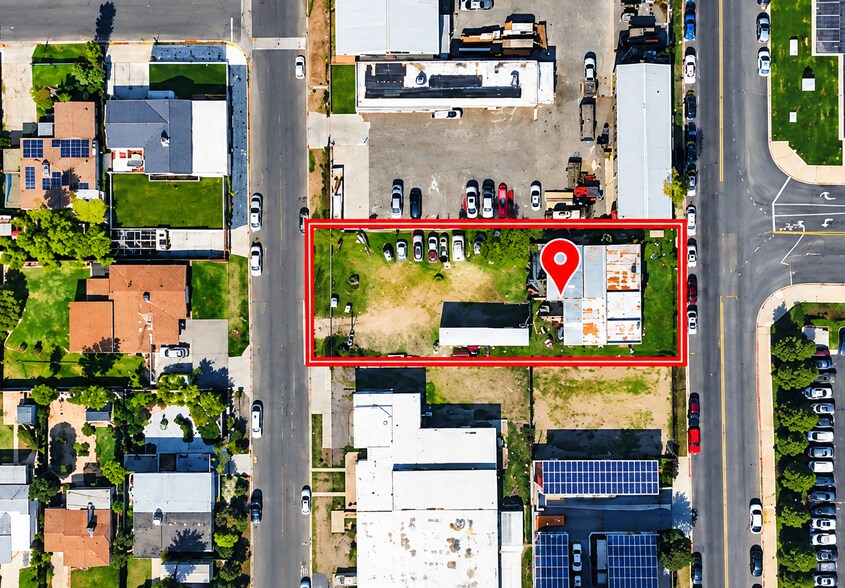 More Photos Of 7080 N Harrison Ave, Fresno Service For Sale
