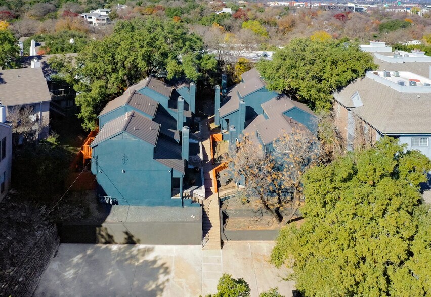 More Photos Of 708-800 S 1st St, Austin Multifamily For Sale