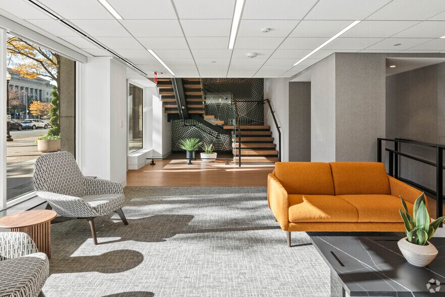 More Photos Of 1331 Pennsylvania Ave NW, Washington Office For Lease